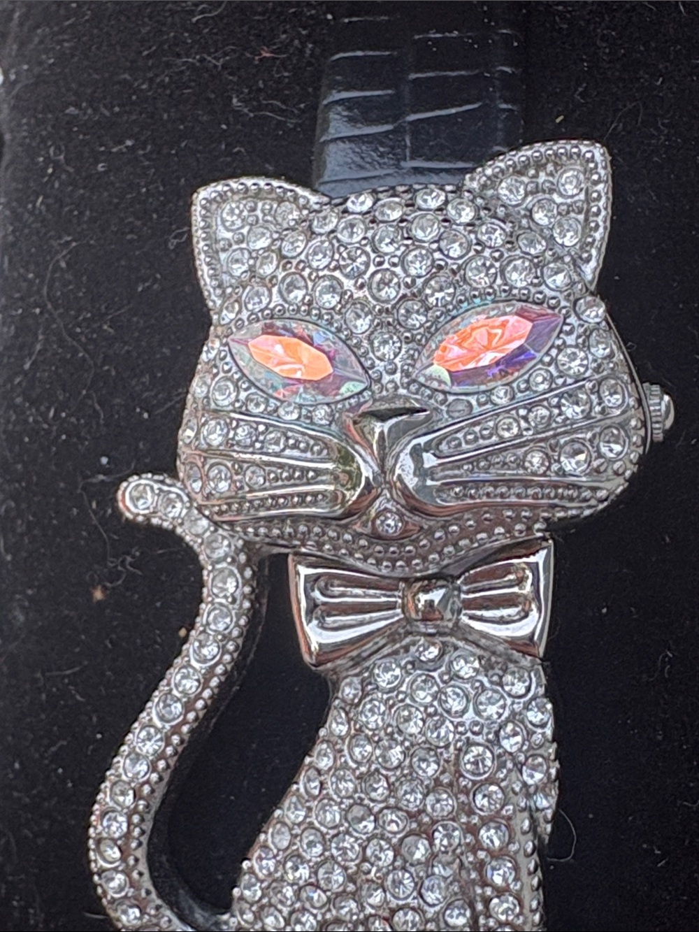 Gossip Watch Crystal Cat Charm Watch - Picture 2 of 6